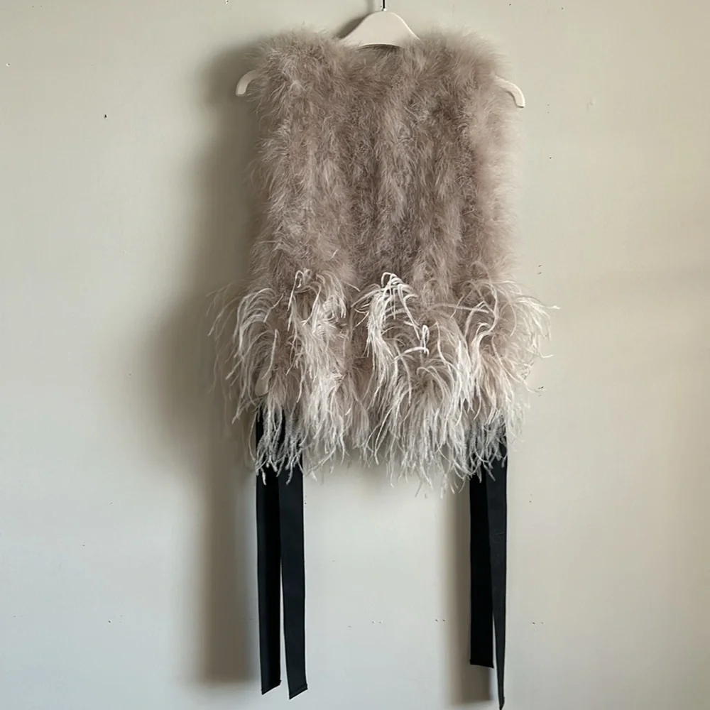 Dorothee Schumacher feather vest small - Picture 4 of 6